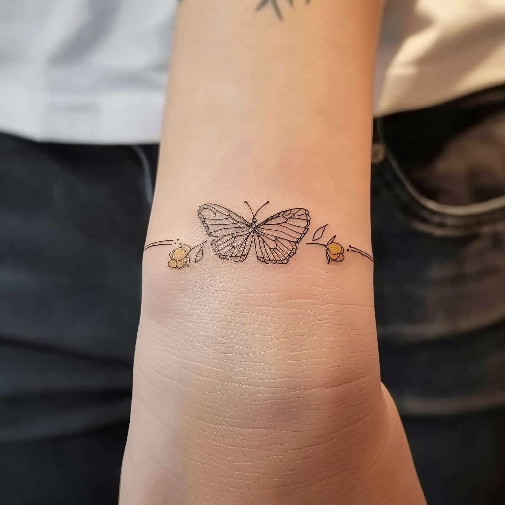 Tatouages bracelets papillons