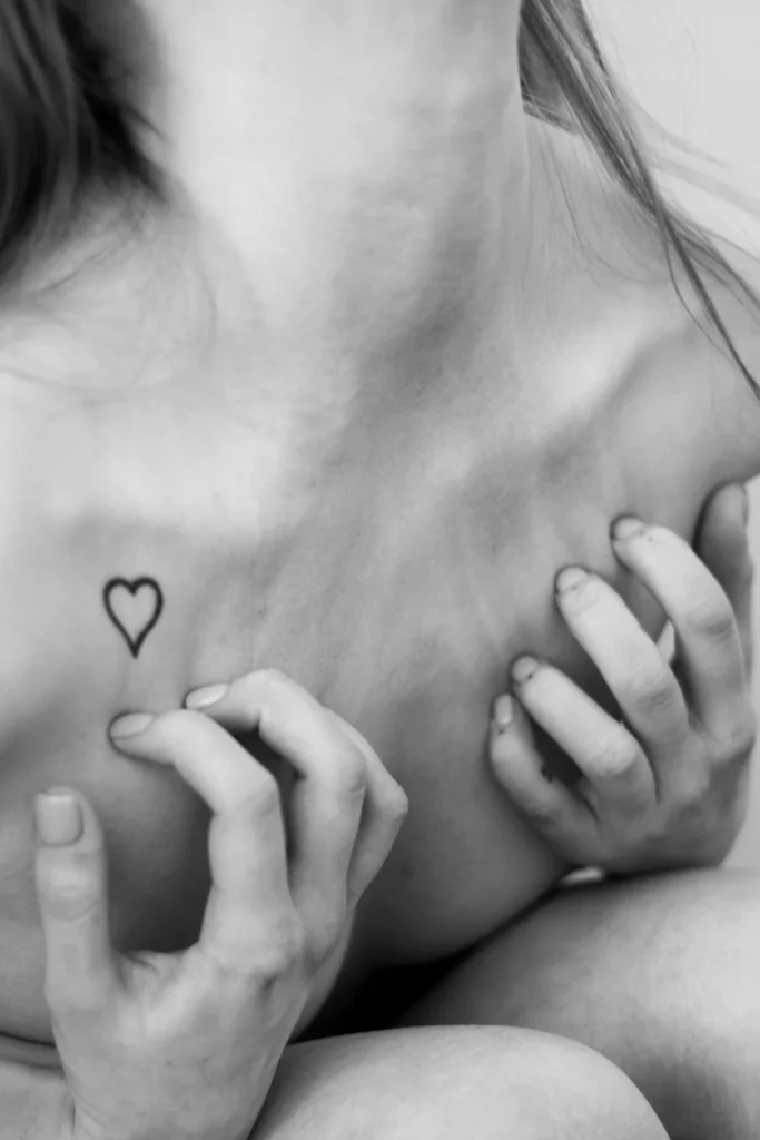 tatoo coeur fin